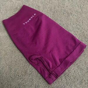 NWT YLA core seamless